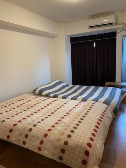 ２ Beds. Comfortable . Dotonbori / Kuromon Market. 오사카 외부 사진